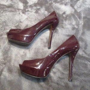 Enzo Angiolini size 11 Wine patent peep toe pumps